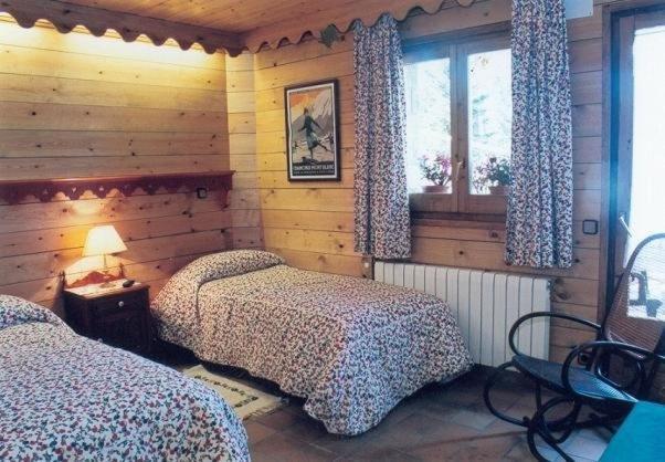 ラ・モリーナ ニウ デルズ ファルコンズ Bed & Breakfast 部屋 写真