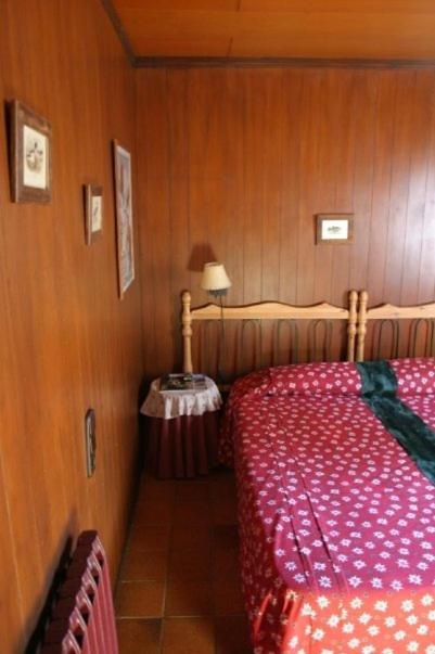 ラ・モリーナ ニウ デルズ ファルコンズ Bed & Breakfast 部屋 写真